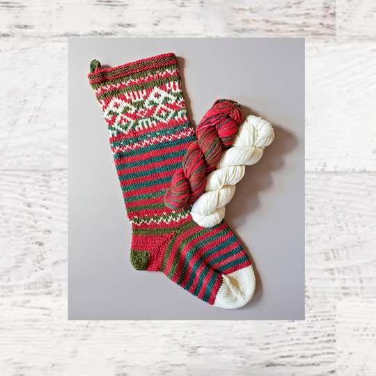 Urth Yarn Baba Noel Stocking kit